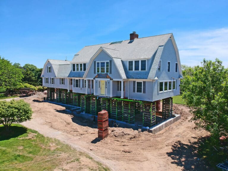 Stunning Mansion Lifting Park image