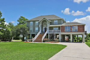 house-lift-5 Home lift with an underneath garage